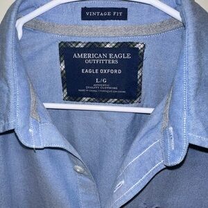Vintage Fit.     American Eagle.   Eagle Oxford Large